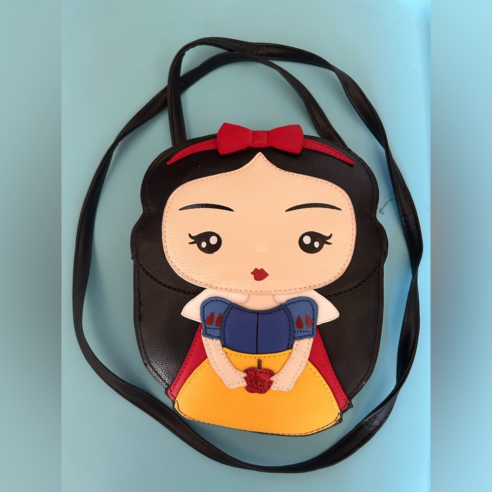 NEW Snow White Crossbody Purse
